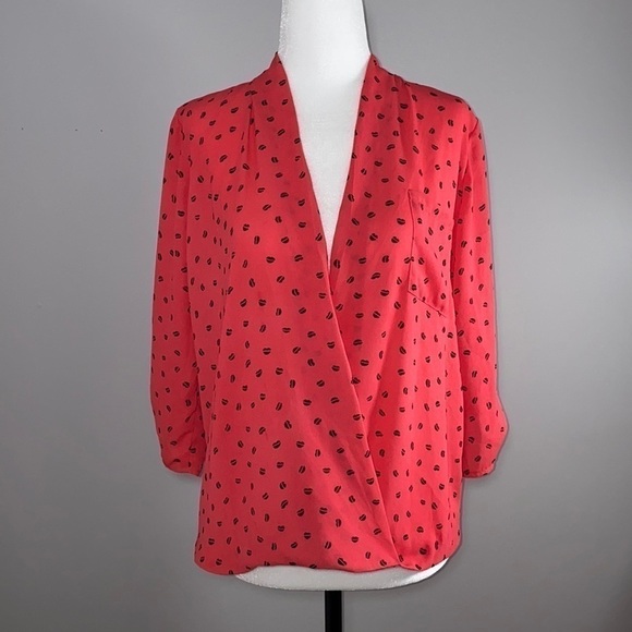 Hearts Patterned Blouse Deep V Pink and Black - Picture 4 of 16
